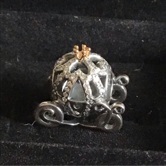 Pandora Display Cinderella Pumpkin Coach - Picture 3 of 4